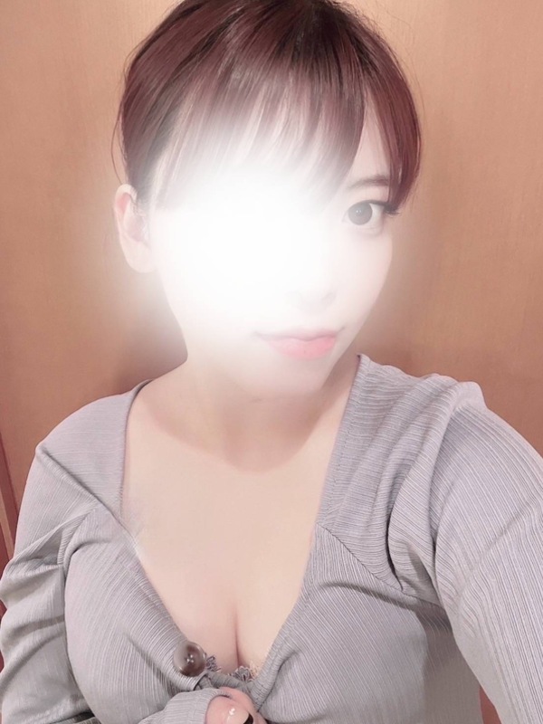 みら